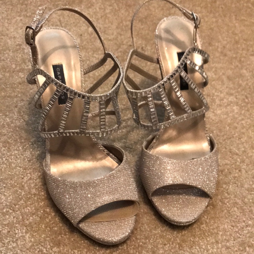 Dress shoes